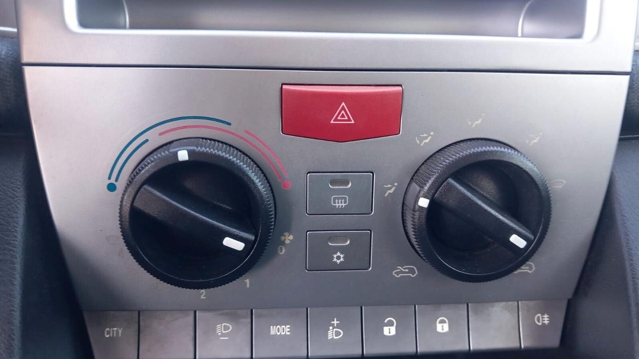 Lancia Ypsilon 1.2 69 CV Platinum