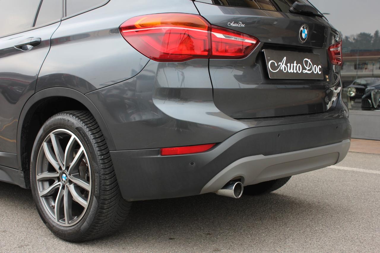 Bmw X1 sDrive 18d auto PDC ANT/POST CERCHI DA 18 VETRI OSCURATI