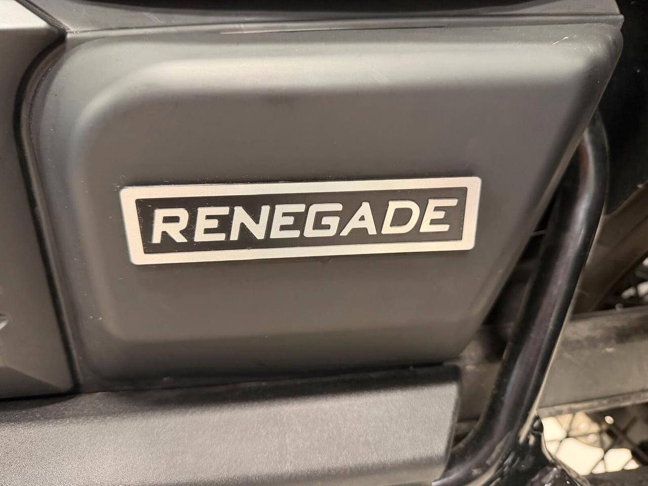 Um Renegade Commando 300 TOTAL BLACK