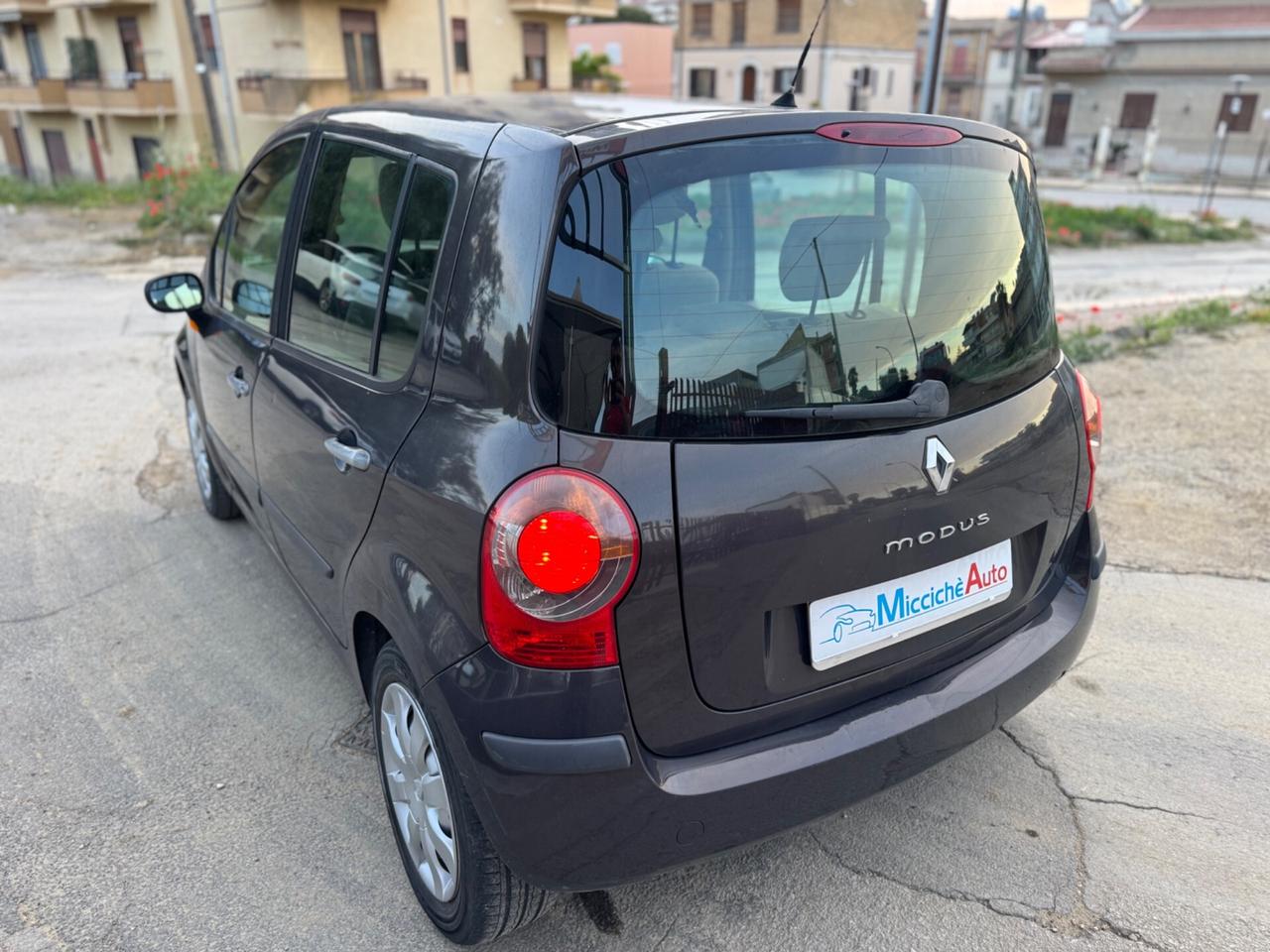 Renault Modus 1.5 dCi 85CV Confort Dynamique
