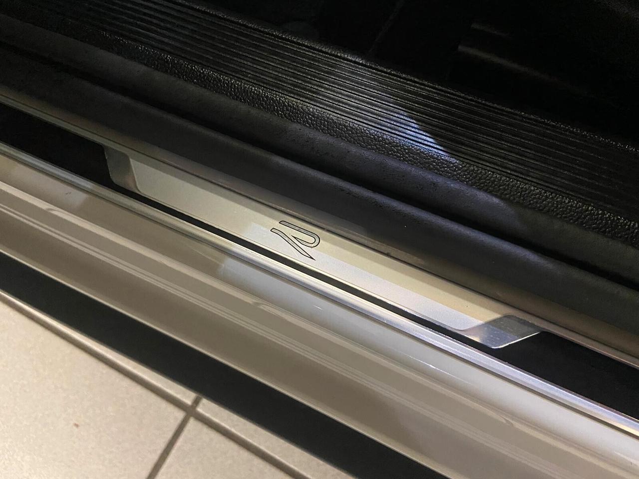 Volkswagen T-Roc 1.5 TSI ACT 150CV DSG R-Line