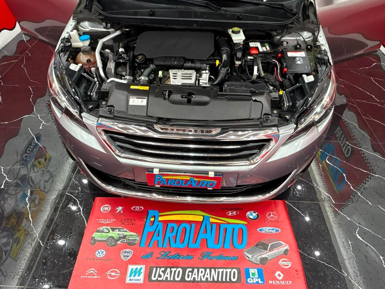 Peugeot 308 1.2 131cv Turbo Allure - 2014