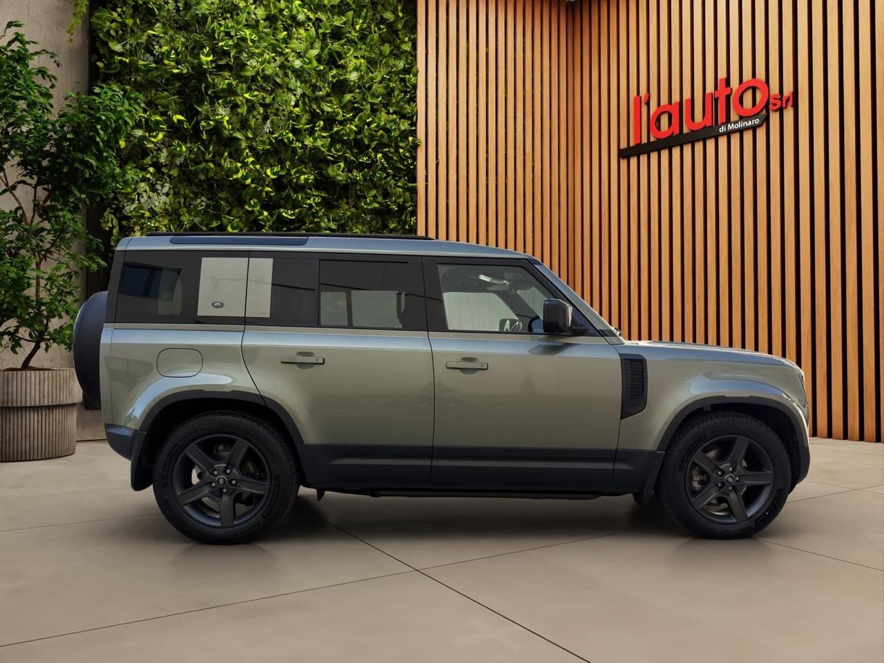 Land Rover Defender 110 3.0D I6 200 CV AWD Auto SE