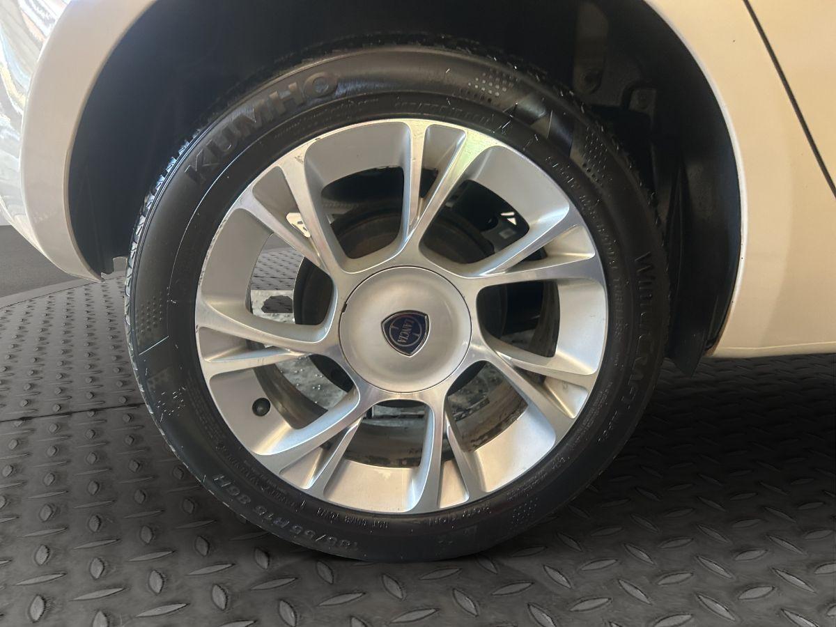 LANCIA - Ypsilon - 1.3 MJT 95 CV 5p. S&S NAVI Opening Ed