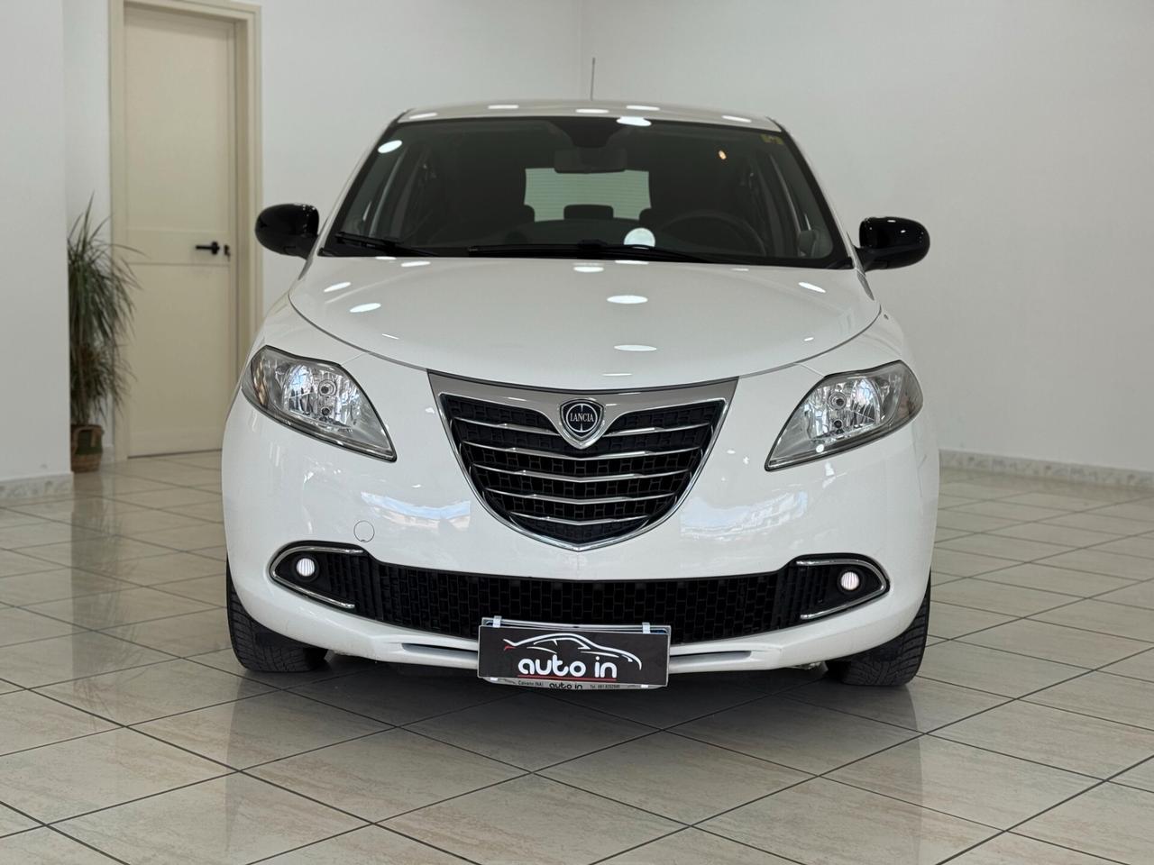 Lancia Ypsilon 1.2 69 CV 5 porte Gold
