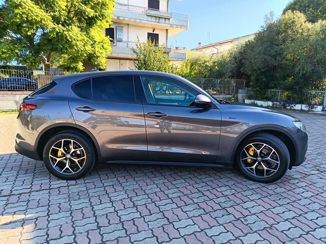 Alfa Romeo Stelvio 2.2 Turbodiesel 190 CV AT8 Q4 Sprint