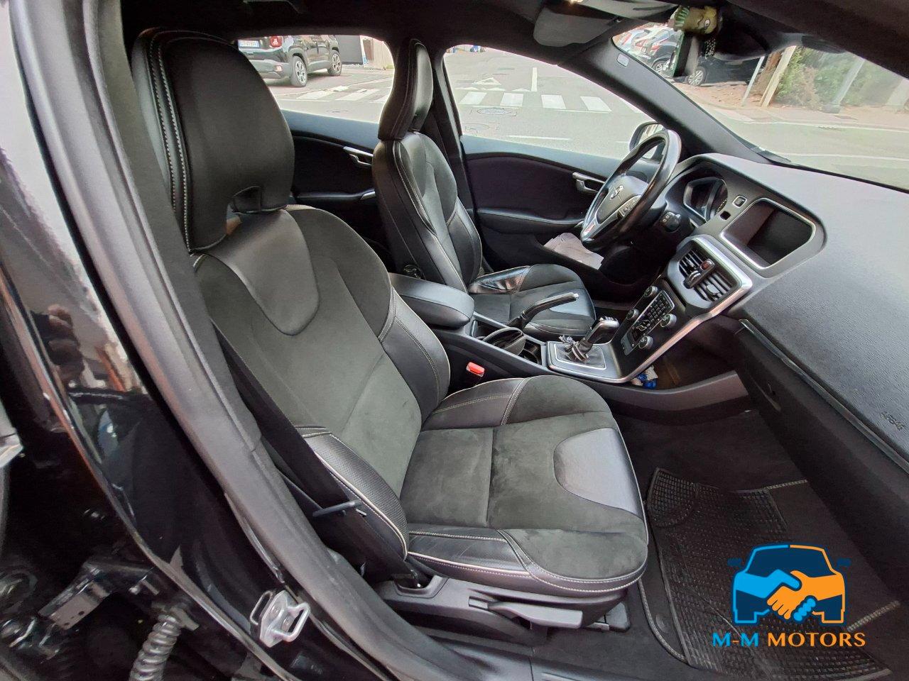 Volvo V40 2.0 d2 R-design Unico Proprietario