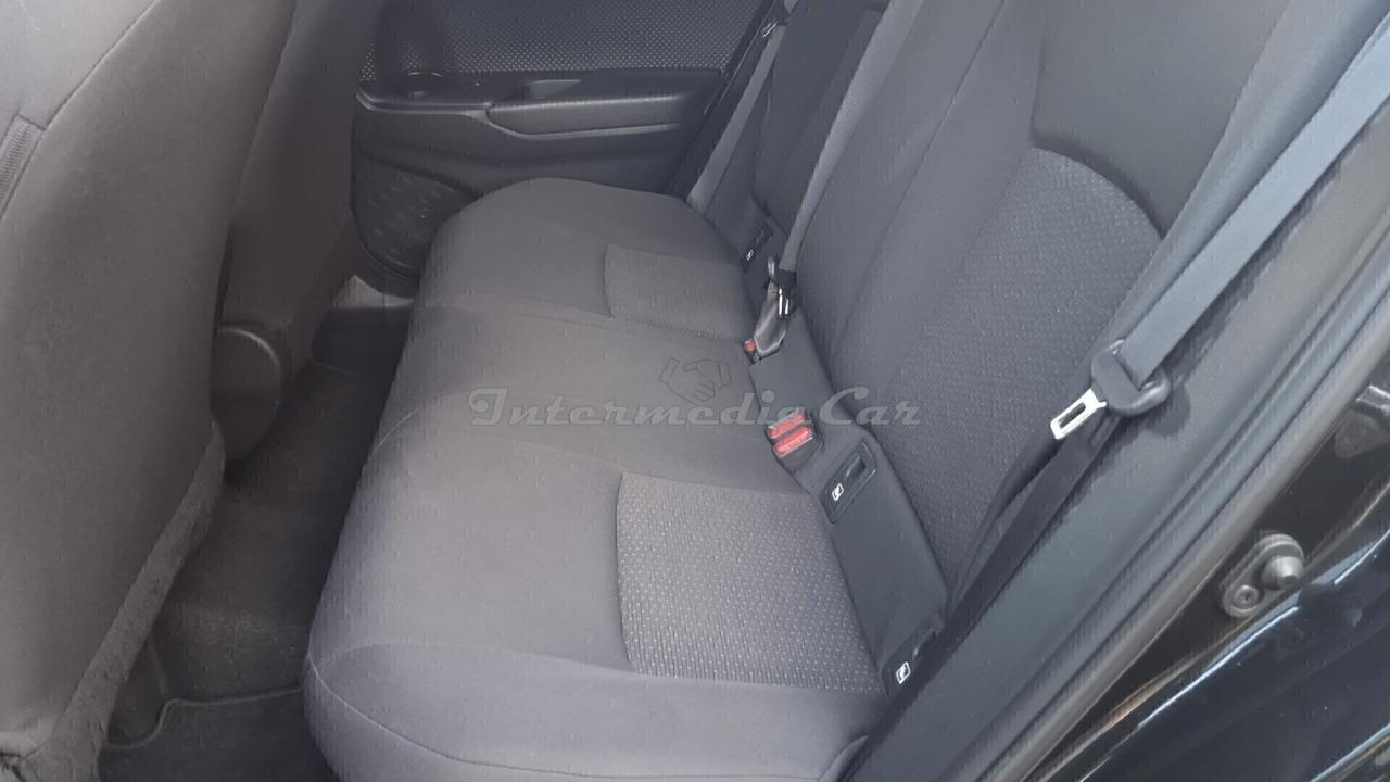 Toyota C-HR 1.8 Hybrid E-CVT Trend