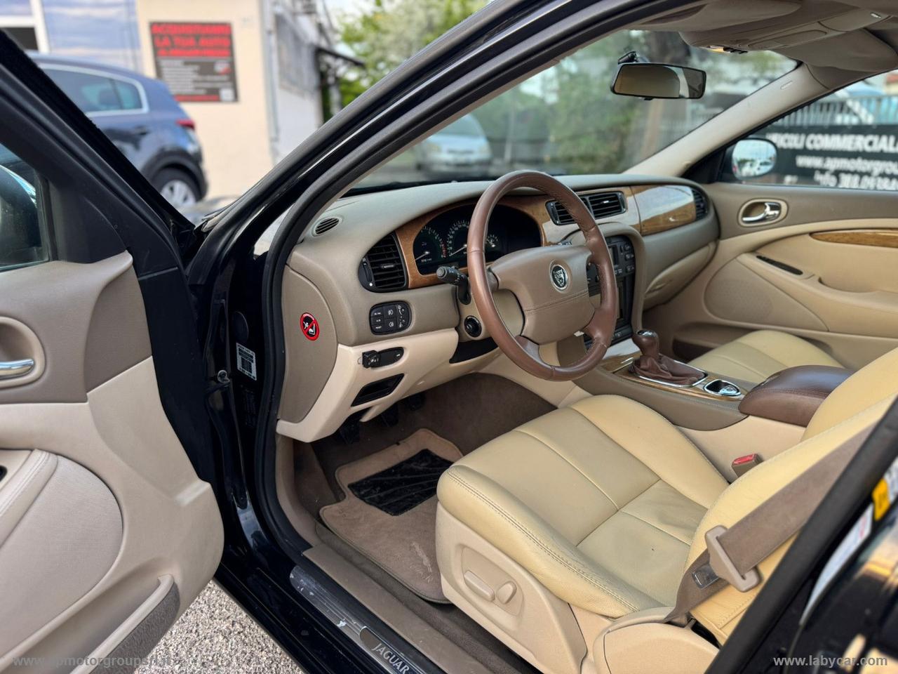 JAGUAR S-Type 2.5 V6 24V CAT Executive