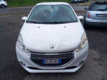 Peugeot 208 1.6 e-HDi 92 CV Stop&Start robotizzato 5 porte Active