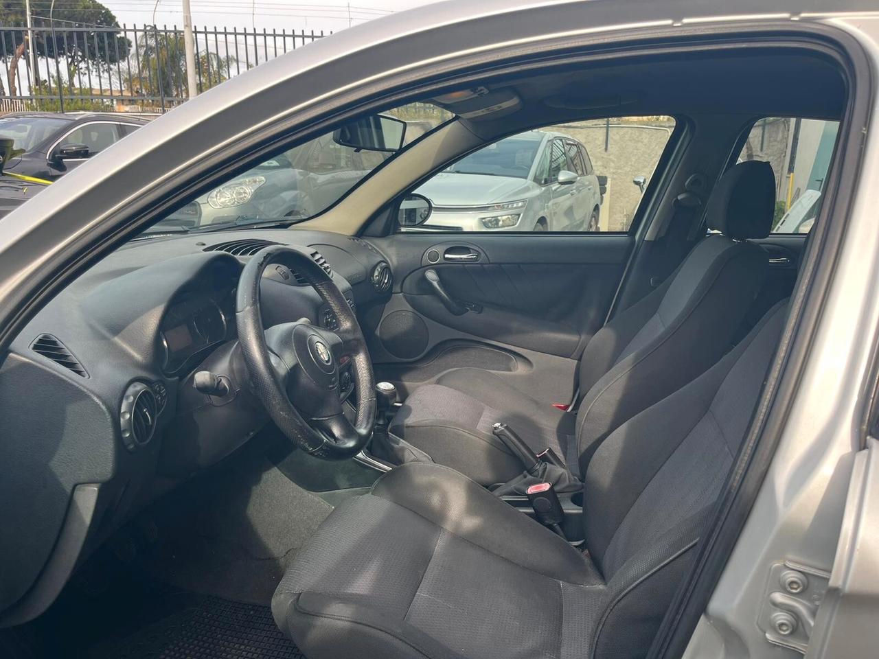 Alfa Romeo 147 1.9 JTD MTJ 16V 5 porte Dist.