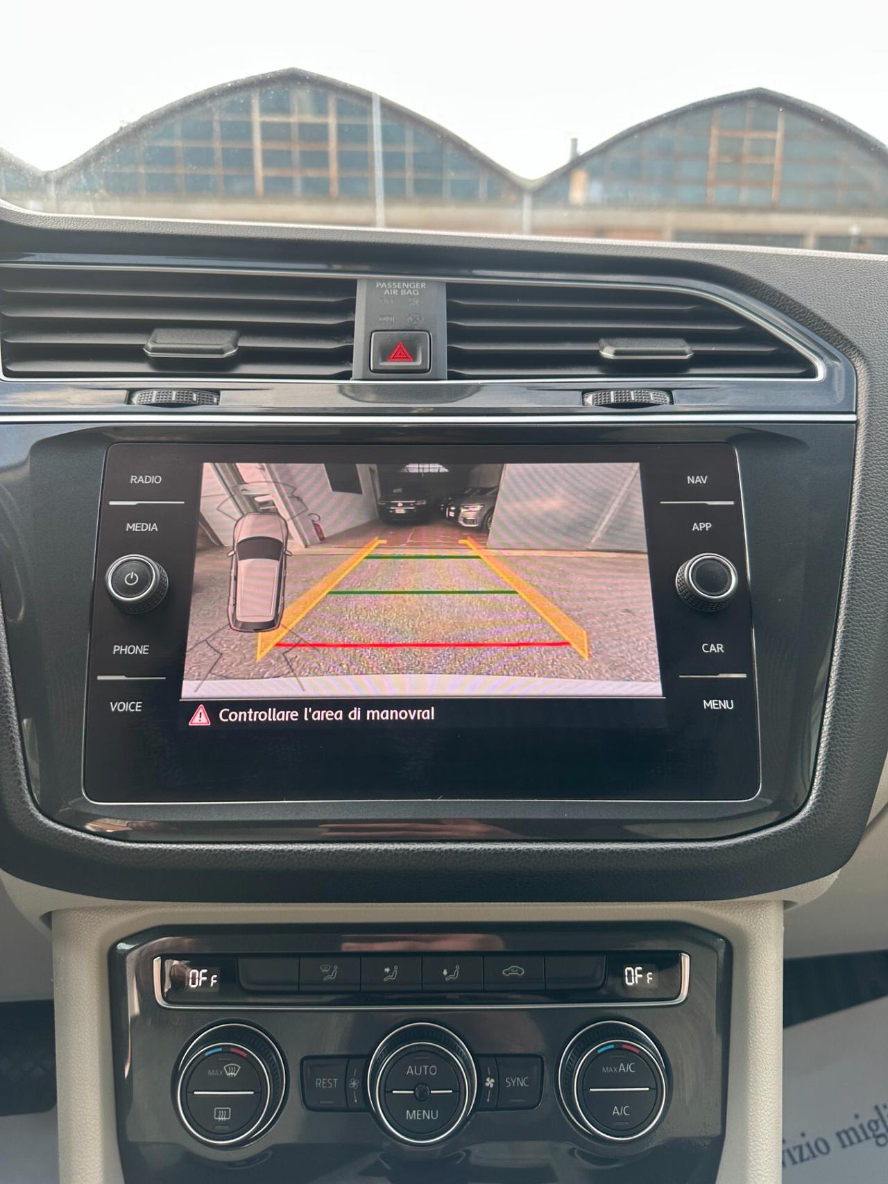 Volkswagen Tiguan 2.0 TDI SCR DSG Sport TETTO APRIBILE