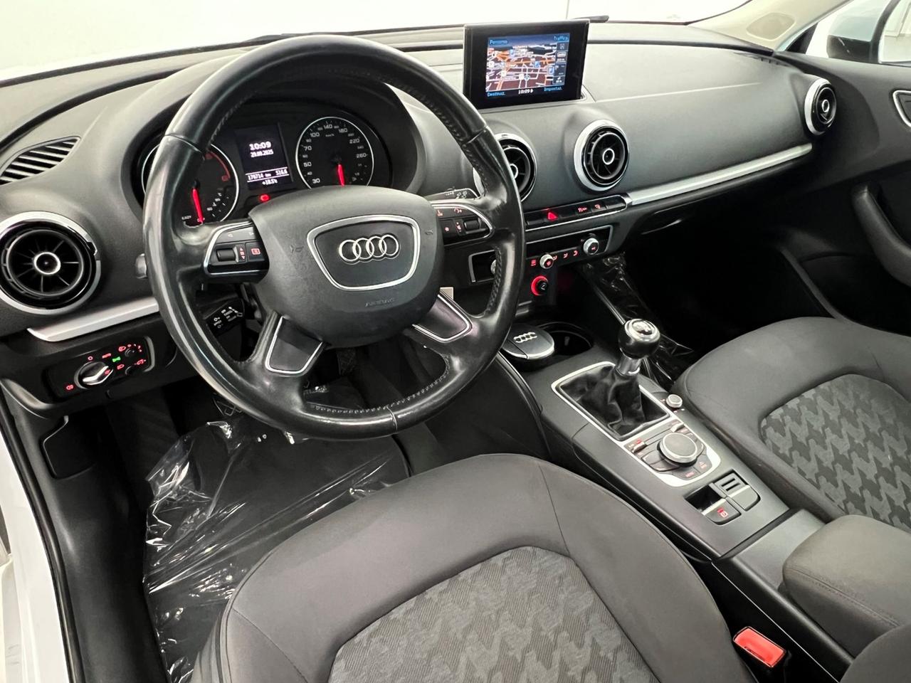 AUDI A3 III 2013 Sportback A3 Sportback 1.6 tdi Business 110cv E6