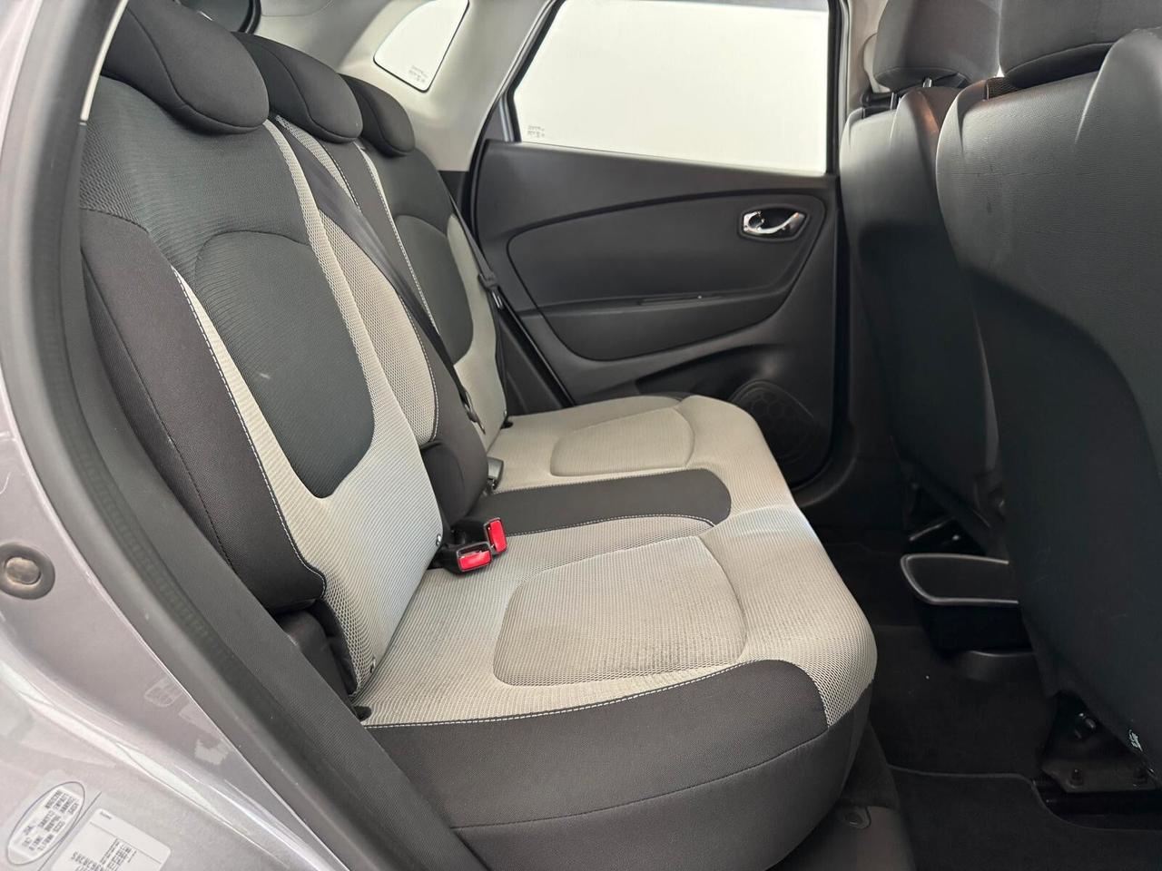 Renault Captur /1.5 dCi 90 CV / Diesel /