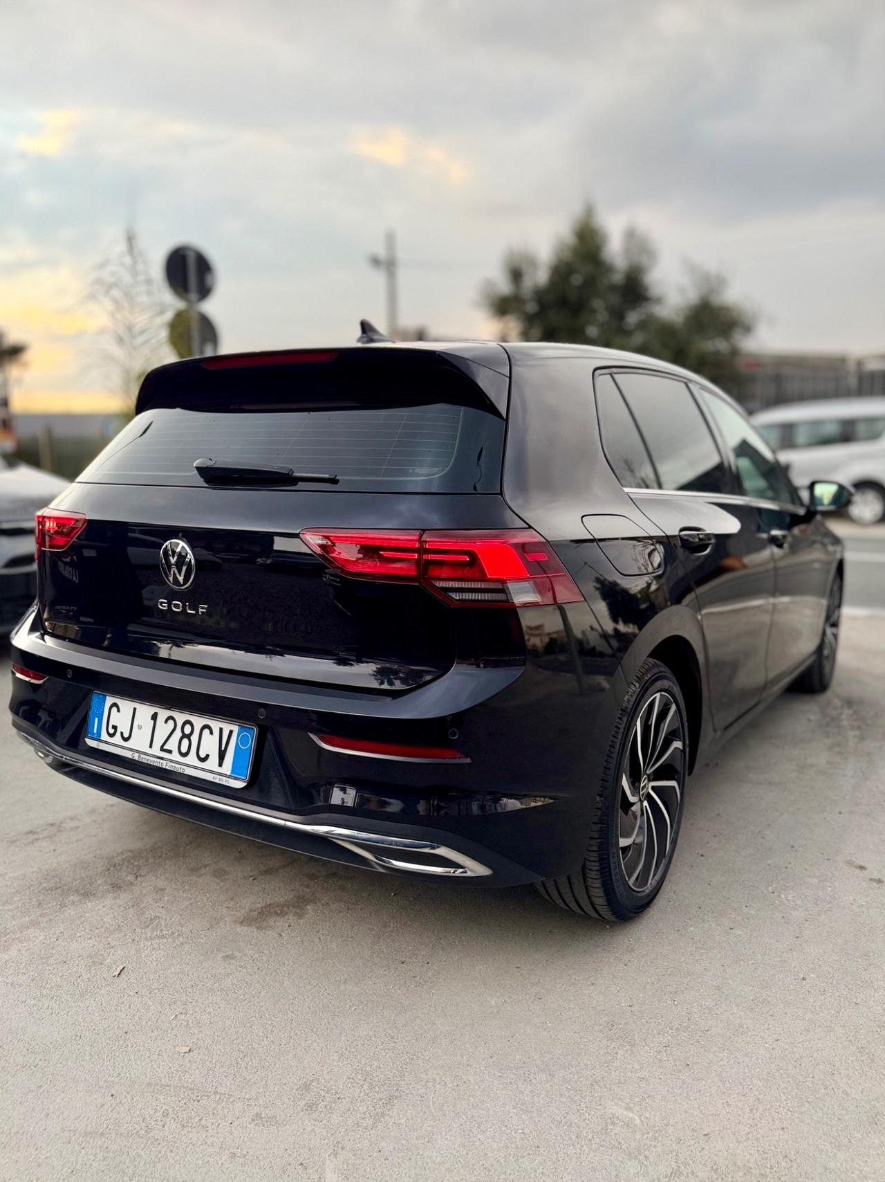 Volkswagen Golf 1.5 Style, Full Optional, Poltrone Massaggianti