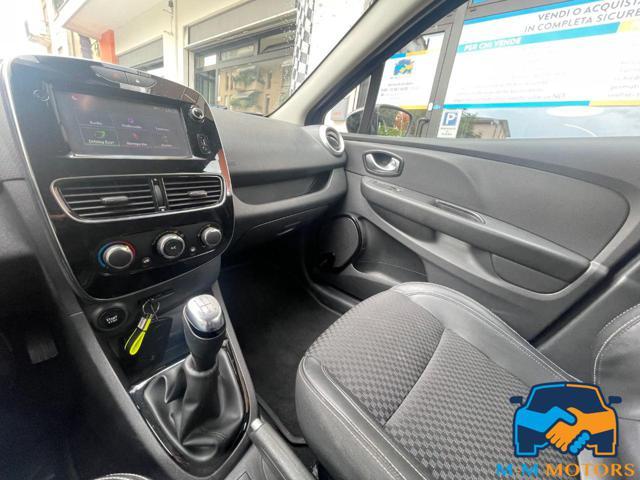 RENAULT Clio neo patentati + garanzia 12 mesi