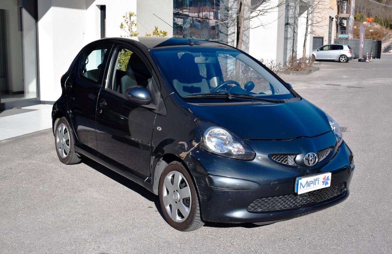 Toyota Aygo 1.0 68cv 5p