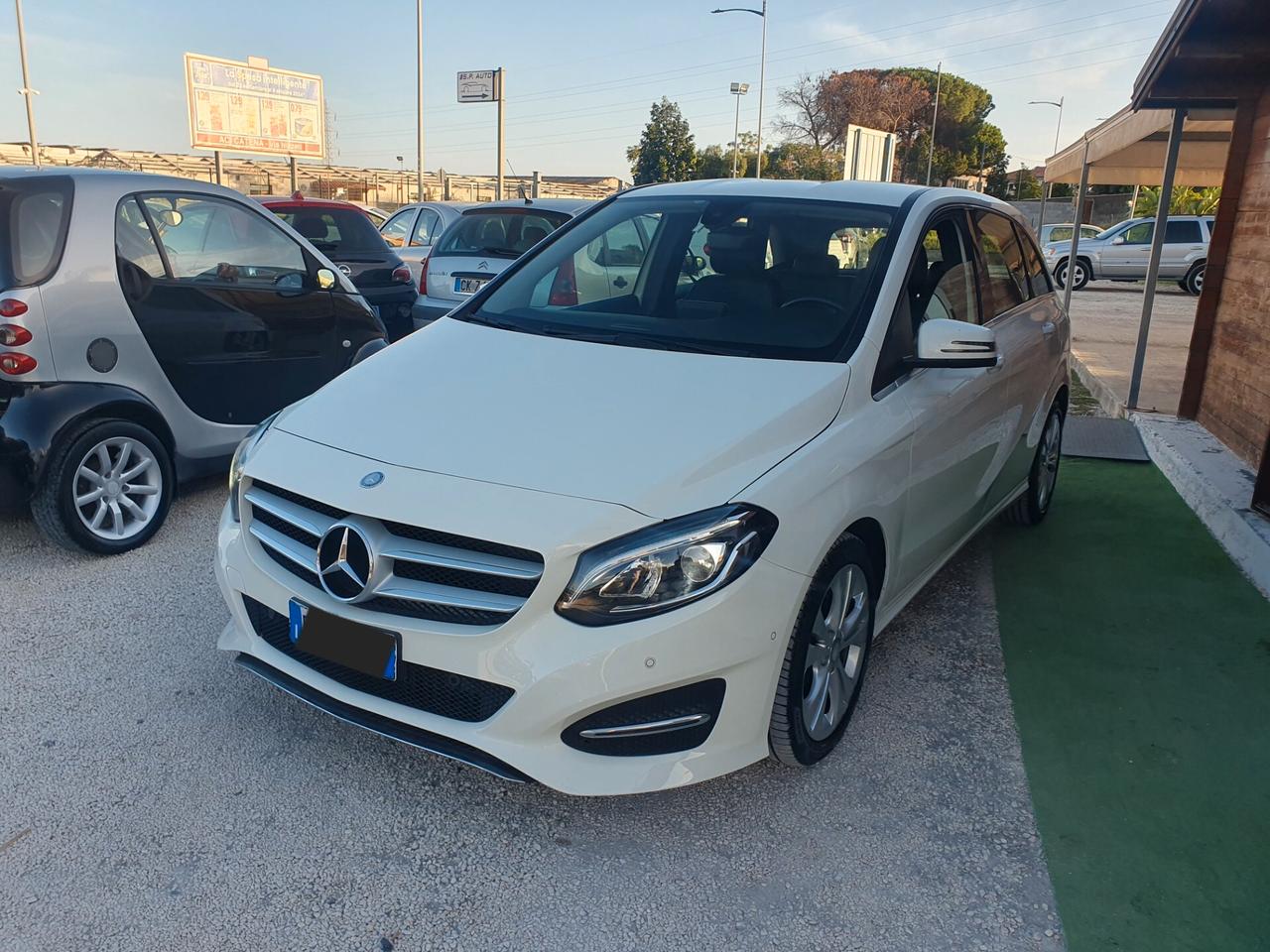 Mercedes-benz B 180 B 180 d Automatic Premium