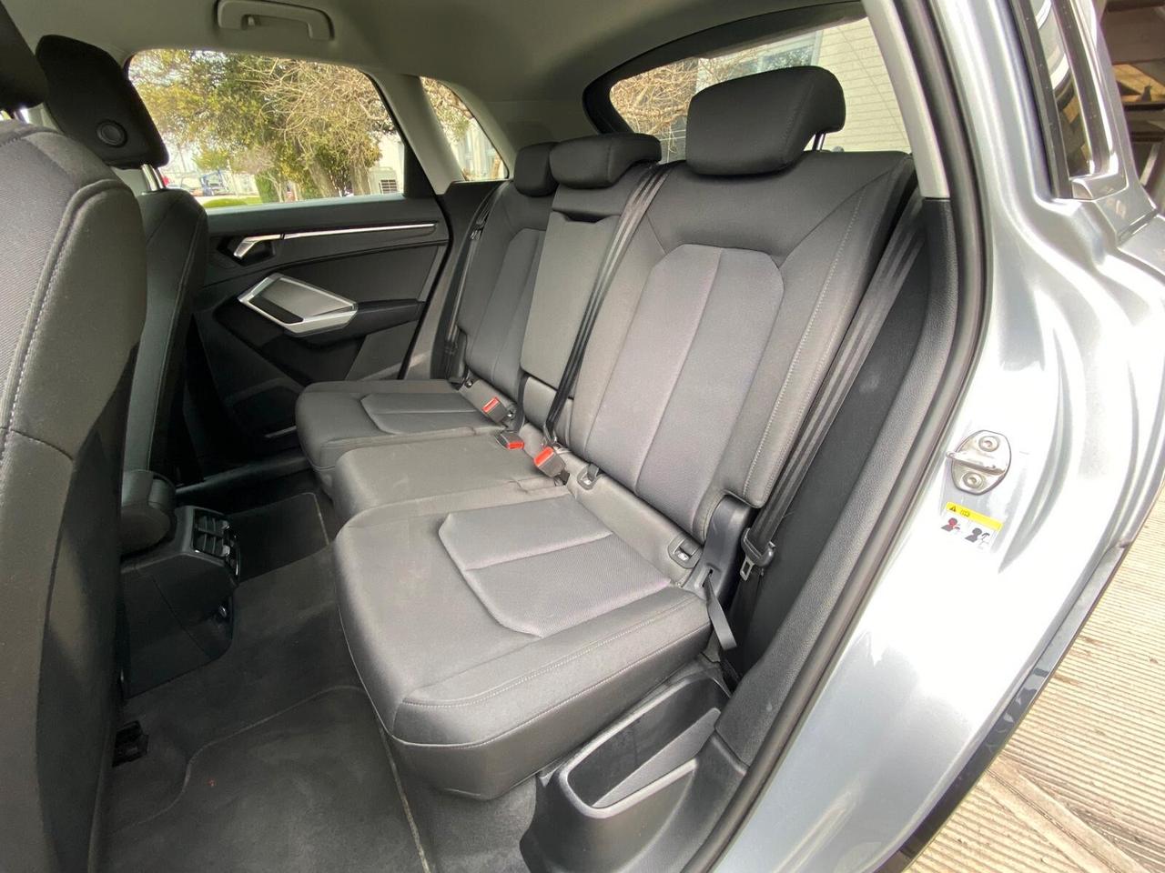 Audi Q3 35 TDI S tronic Business Advanced