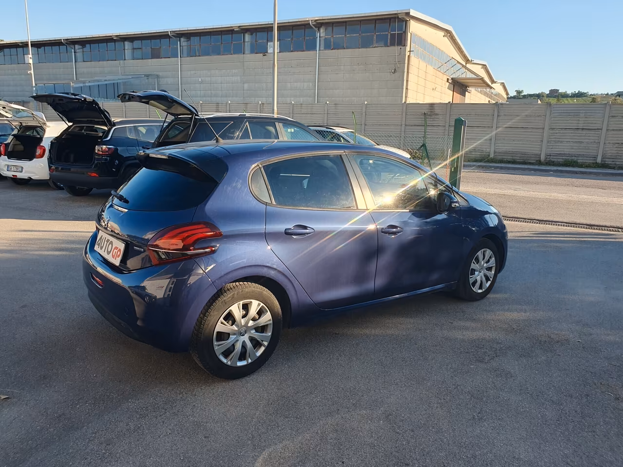 Peugeot 208 1.6hdi Allure neopatent 2016