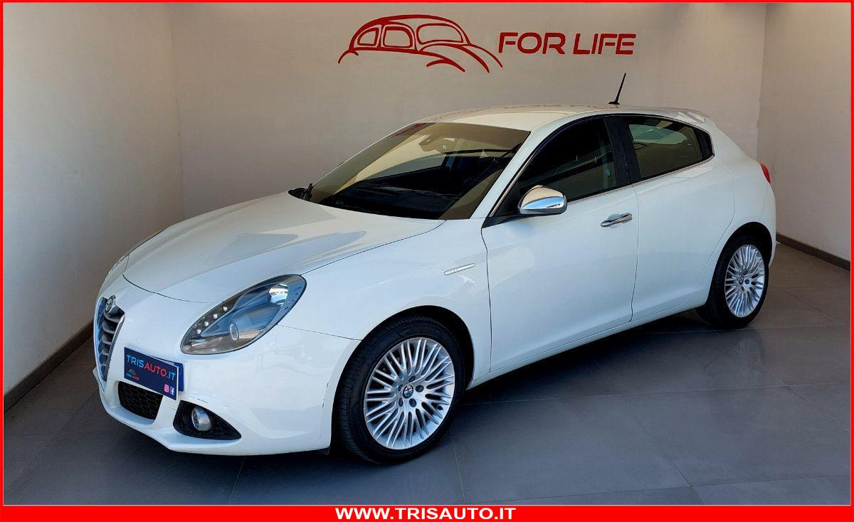 ALFA ROMEO Giulietta 1.6 JTDM Distinctive (PELLE+NAVI)