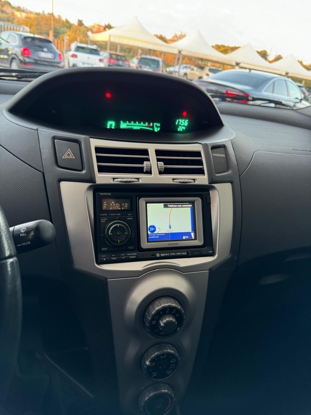 Toyota Yaris 1.4 D-4D 3 porte Navi