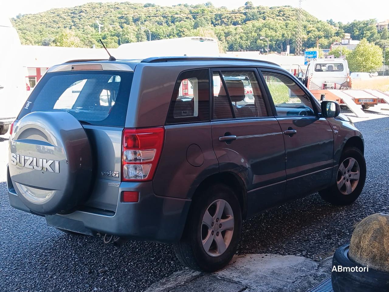 Suzuki Grand Vitara 1.9 DDiS 5 porte