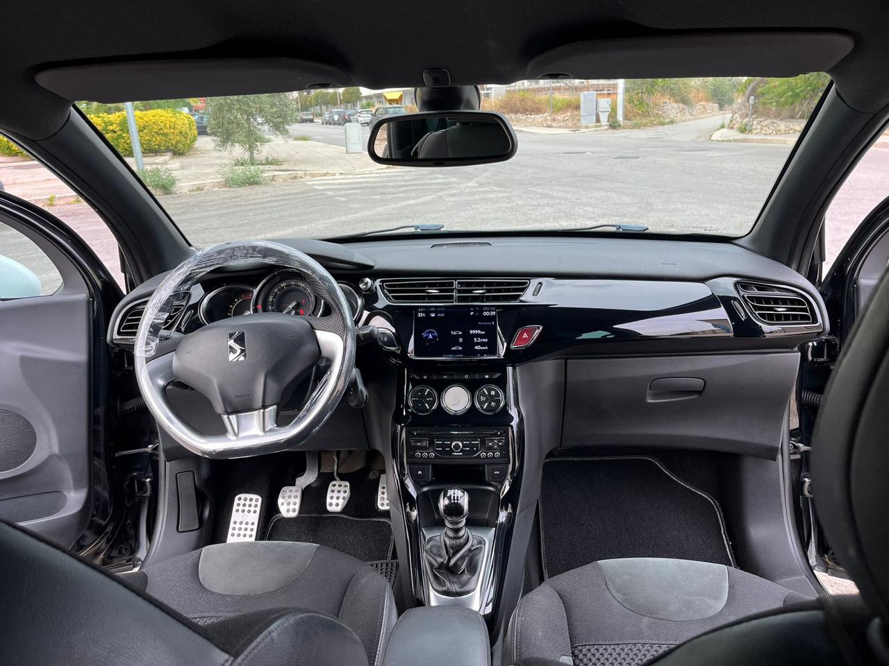 DS3 BlueHDi 120 S&S So Irresistible 2014