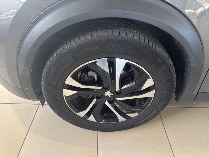 Peugeot 2008 2008 PureTech 100 S&S Allure