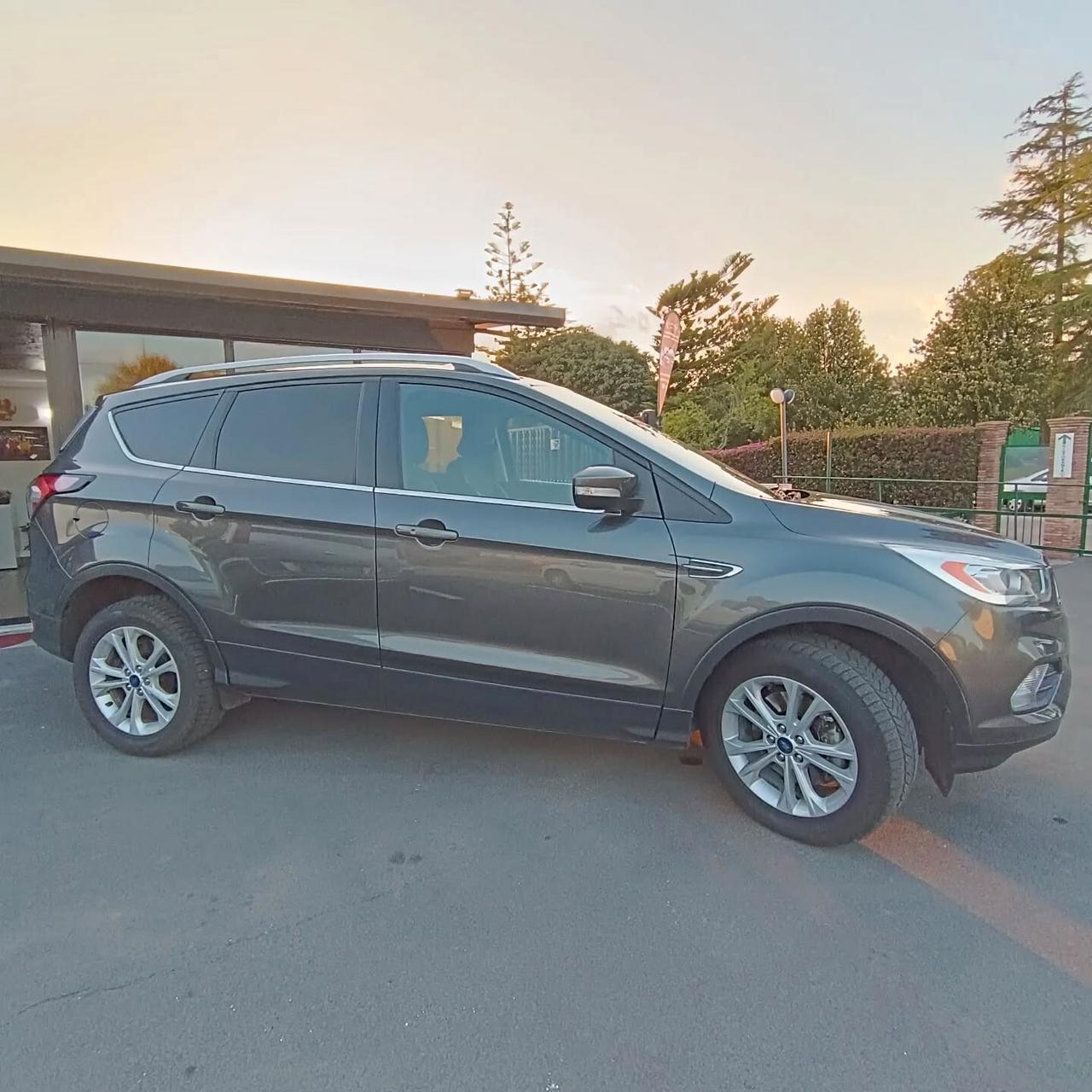 Ford Kuga 1.5 TDCI 120 CV KM CERTIFICATI