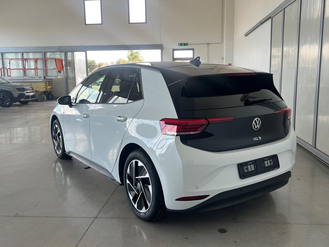 Volkswagen ID.3 Pure Edition Plus - possibilità noleggio no scoring