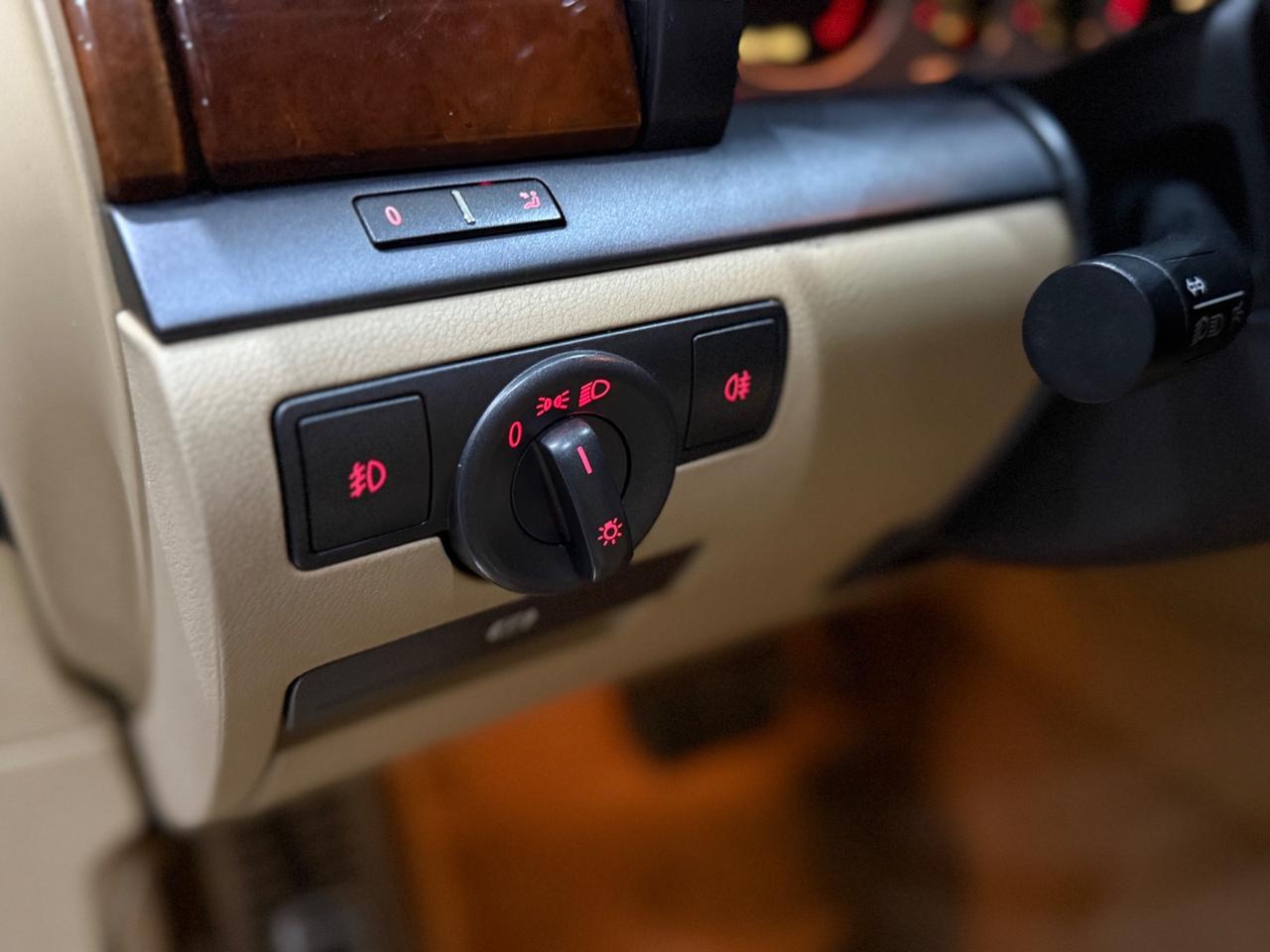 Volkswagen Phaeton 3.2 V6 Benzina Cv241/Kw177