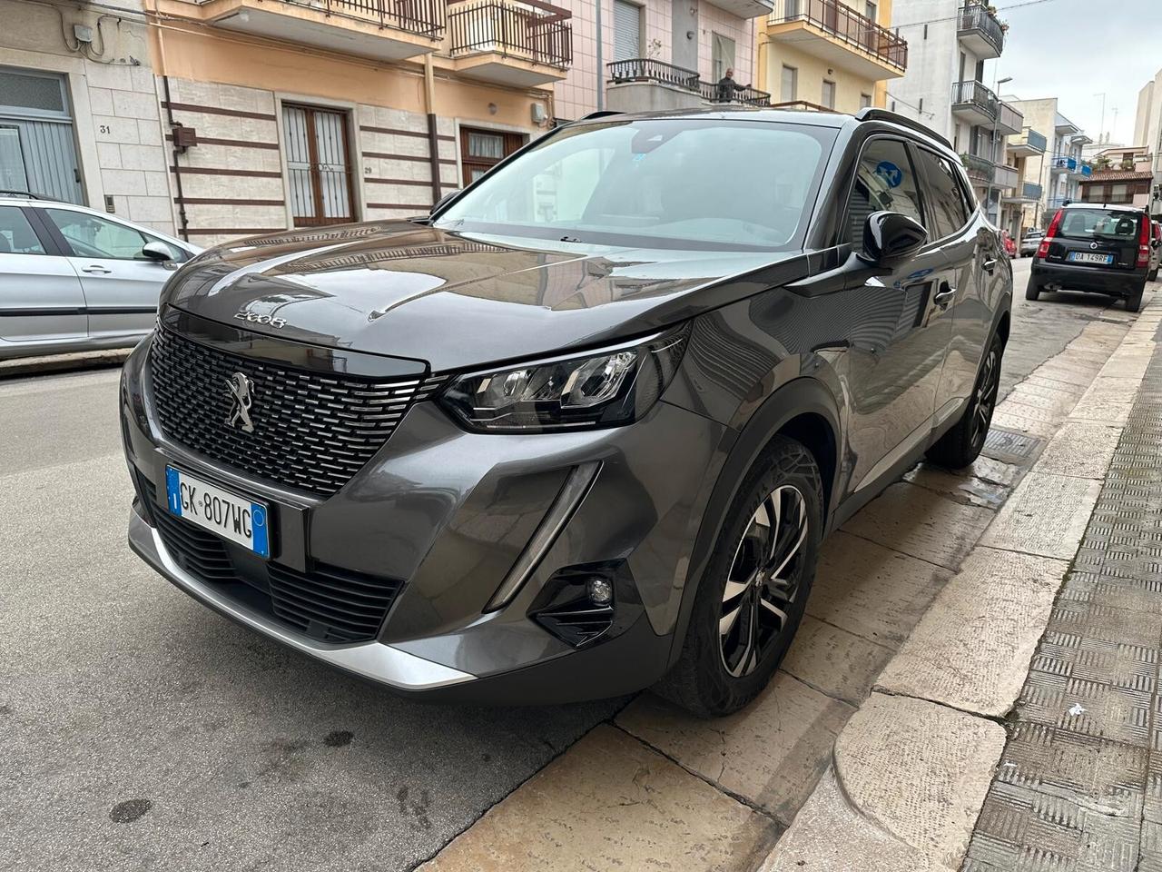 Peugeot 2008 BlueHDi 110 S&S Allure Pack