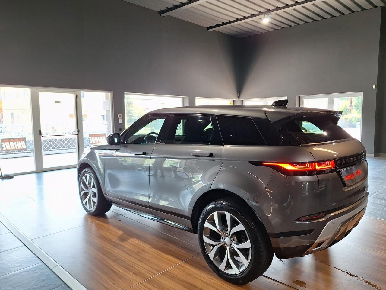 Land Rover Range Evoque AWD 2.0D I4-L.Flw 150 CV R-Dynamic S