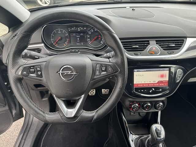 Opel Corsa 1.6 Turbo Coupé OPC