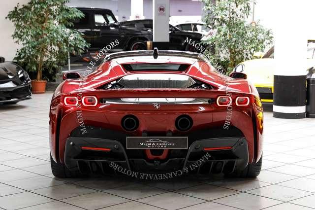 Ferrari SF90 Stradale FULL CARBON PACK|FIORANO RED|LIFT SYSTEM|APPLE CP