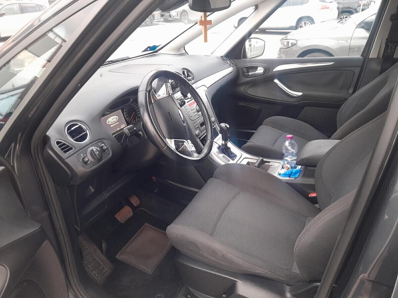 Ford S-Max 2.0 TDCi 131 CV automatico 7 posti