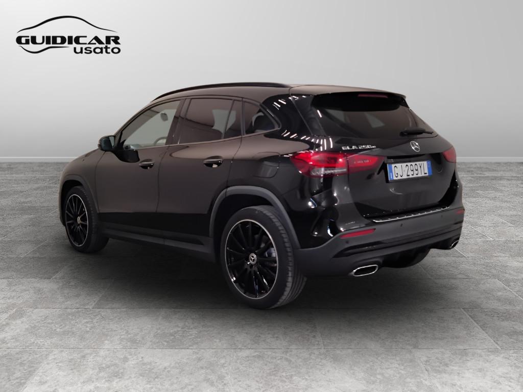 Mercedes-Benz GLA-H247 2020 - GLA 250 e phev (eq-power) Premium auto