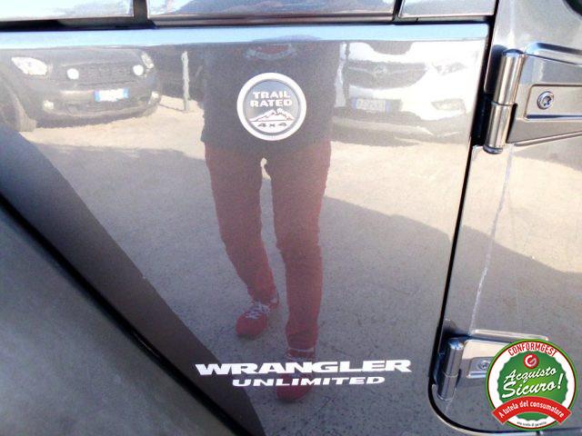 JEEP Wrangler Unlimited 2.8 CRD DPF Rubicon Auto