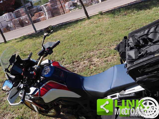 HONDA Africa Twin CRF 1000 L TRICOLOUR TRAVEL EDITION