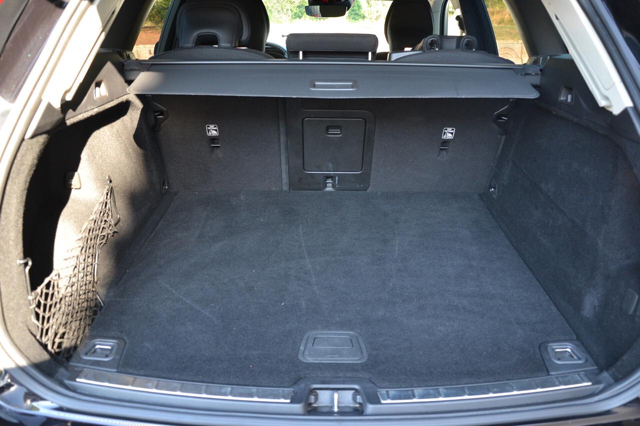 Volvo XC 60 2.0 B4 197CV AWD HYBRID/DIESEL **KM50000 REALI**