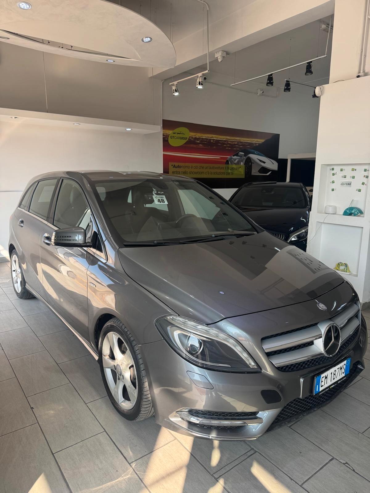 Mercedes-benz B 180 CDI BlueEFFICIENCY Premium