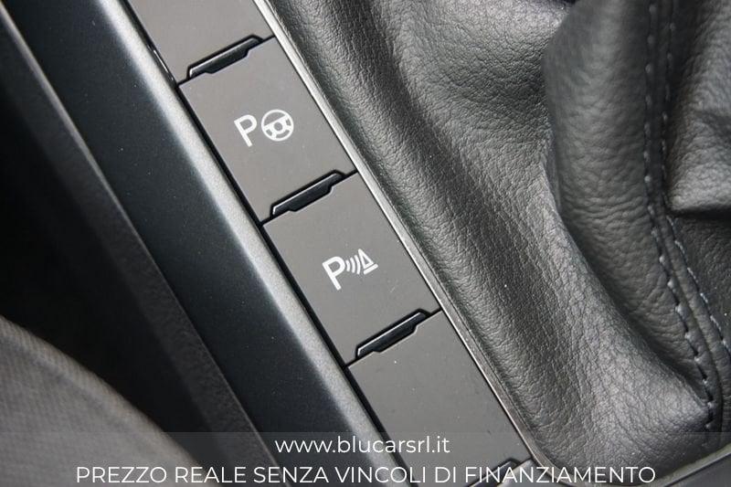 Volkswagen Polo 1.0 TSI R-Line DSG