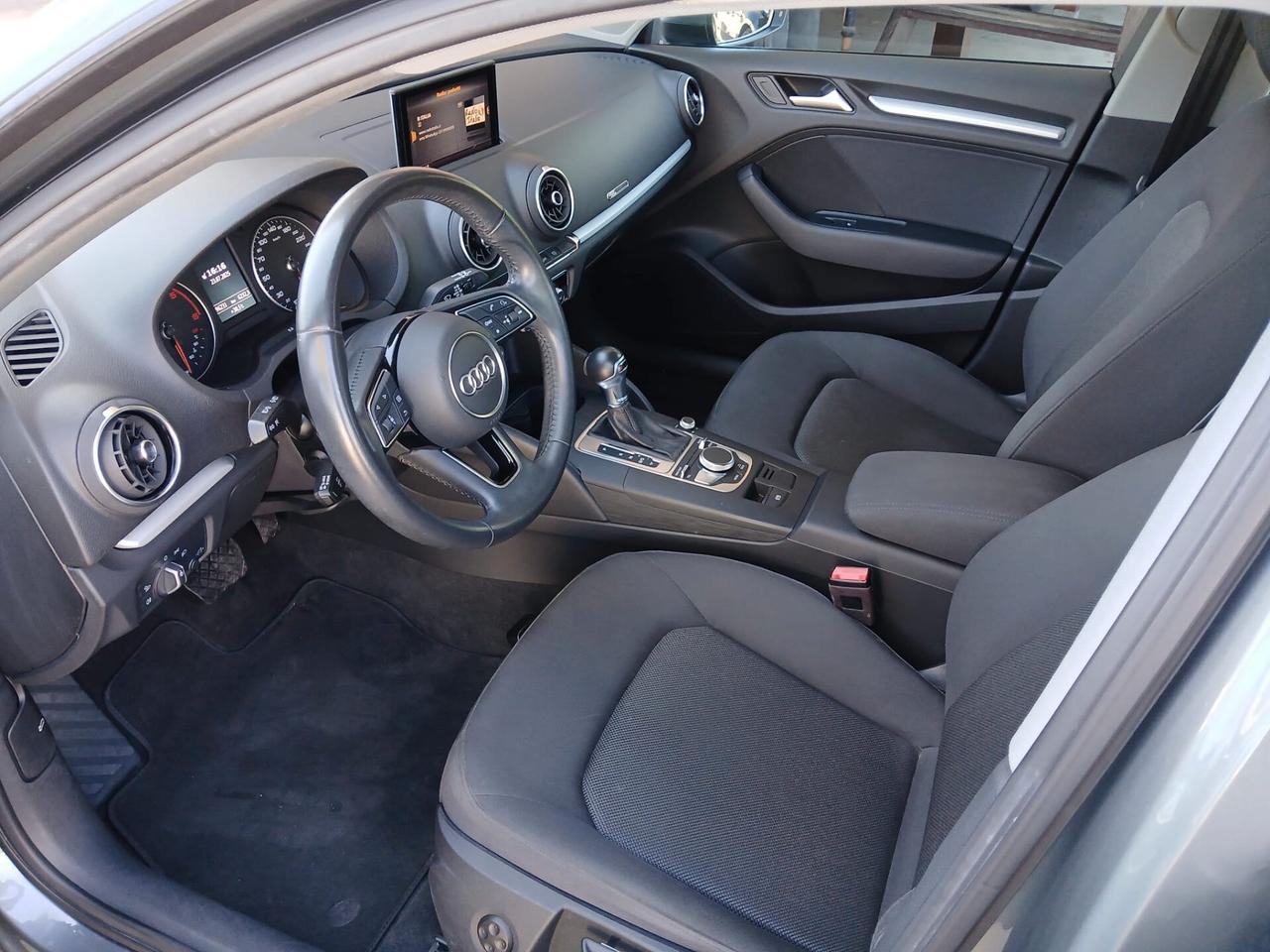 Audi A3 SPB 35 TDI S tronic Business