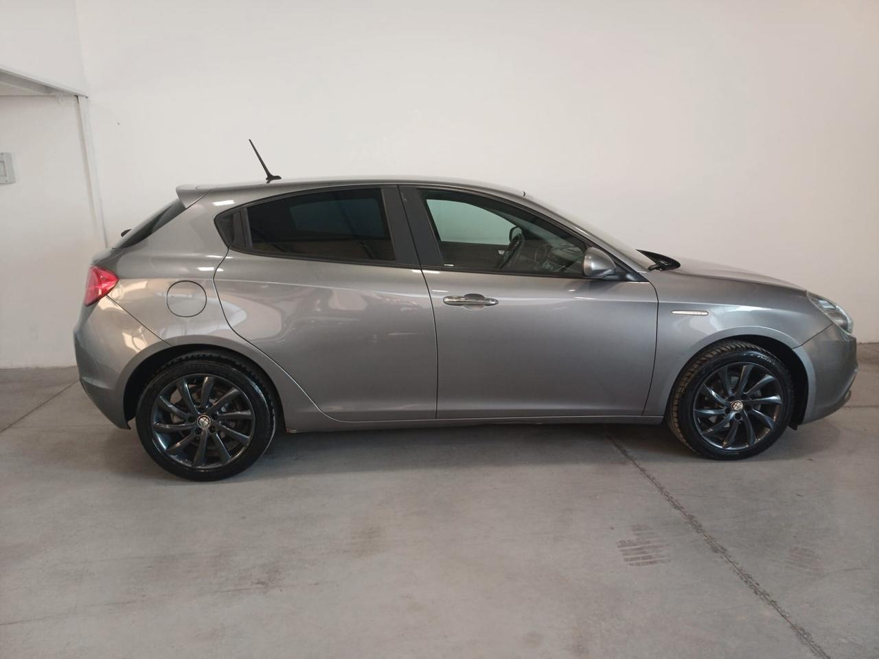 Alfa Romeo Giulietta 1.6 JTDm-2 105 CV Super