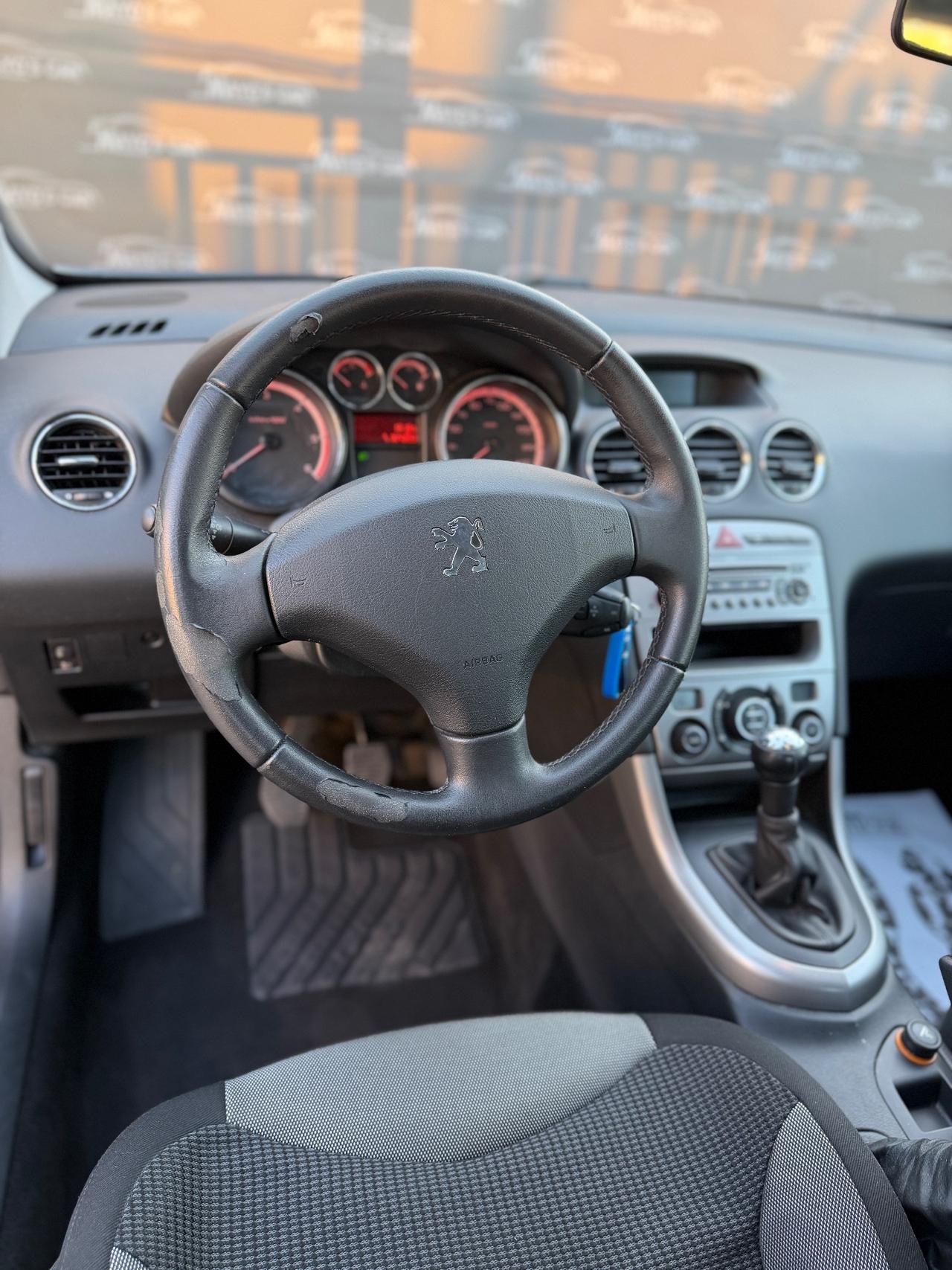 PEUGEOT 308 (anno 2008)