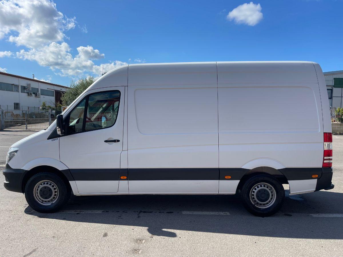 MERCEDES-BENZ SPRINTER 214CDI