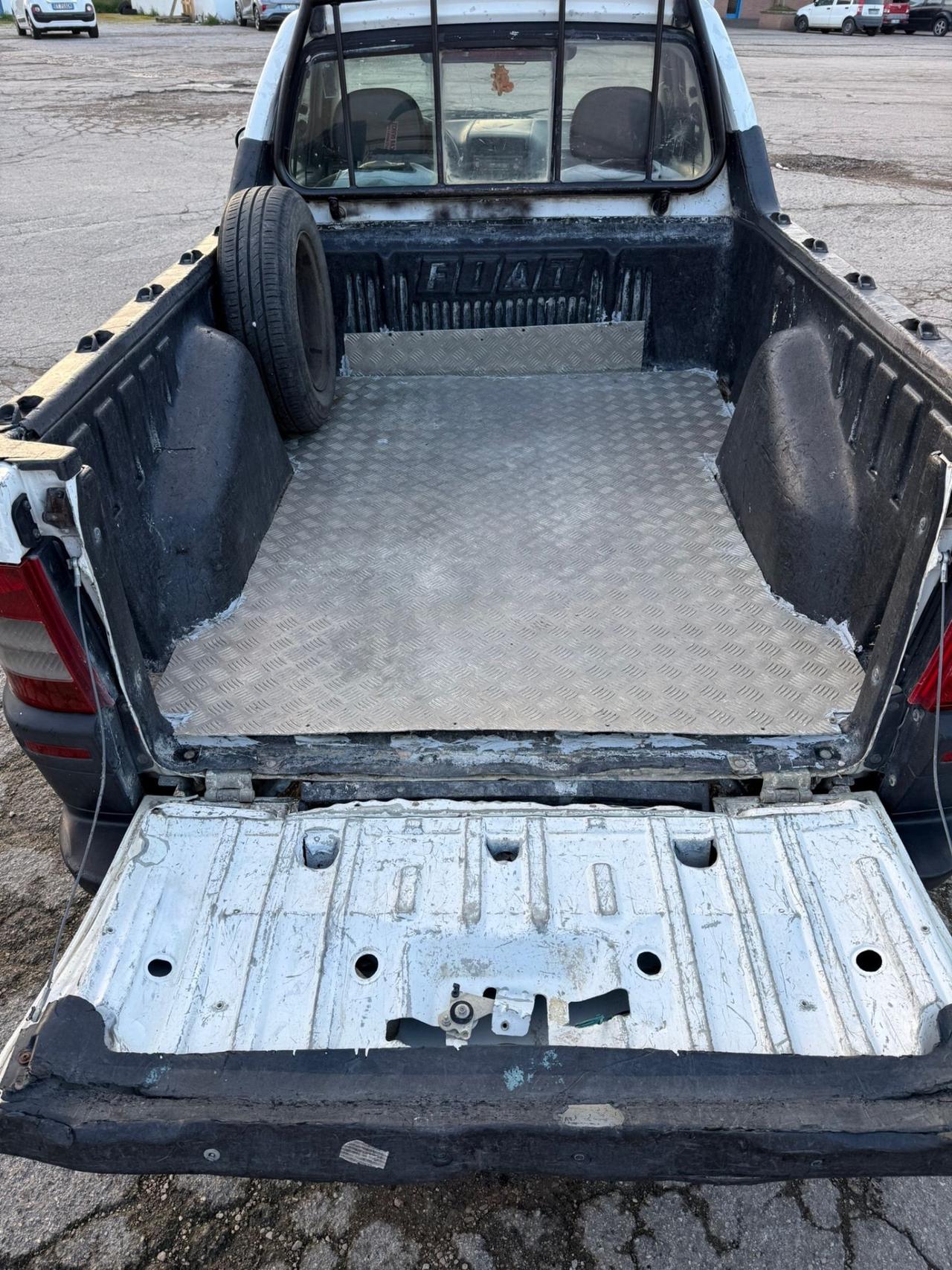 Fiat Strada 1.3 MJT Pick-up -AUTOCARRO 2 POSTI