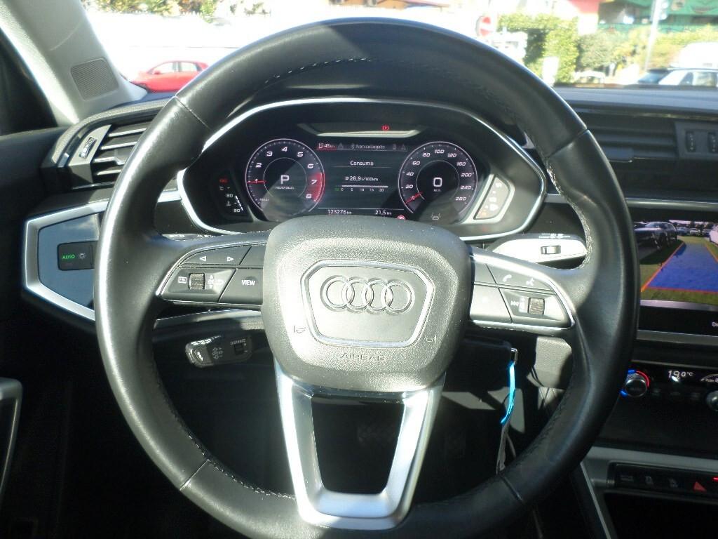 Audi Q3 SPB 35 TFSI S line edition