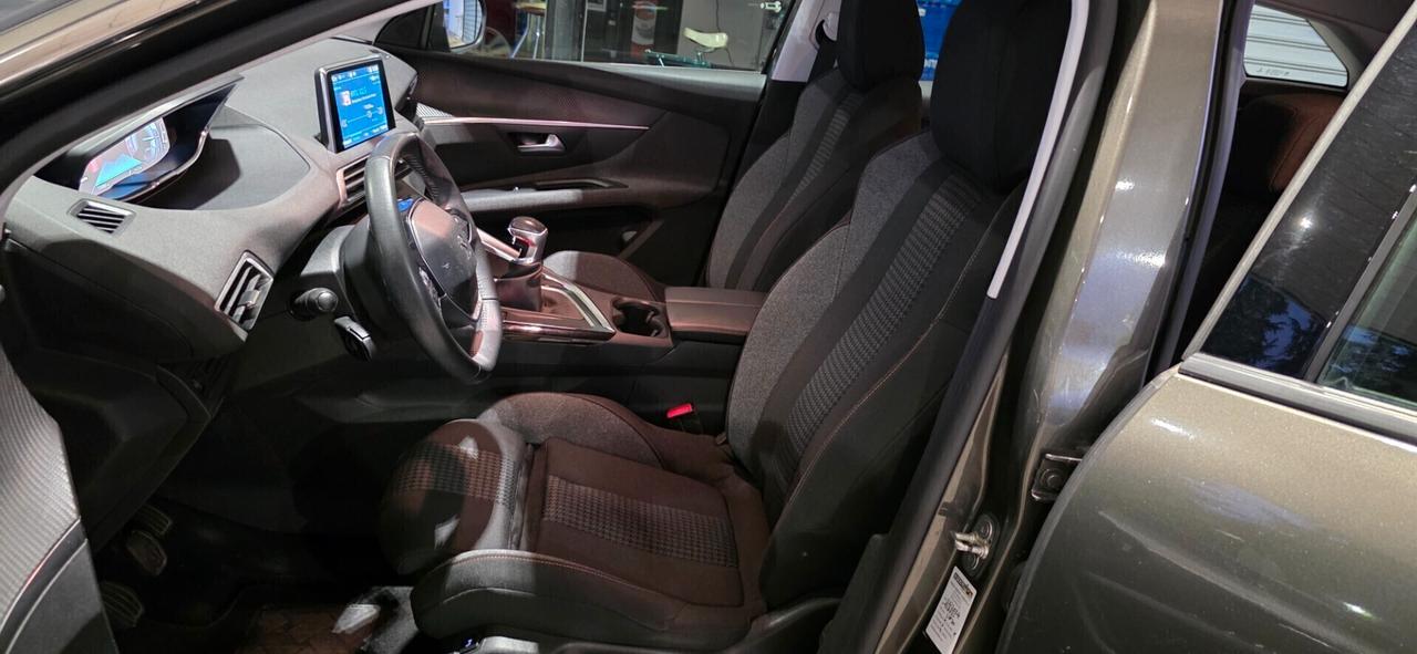 Peugeot 3008 BlueHDi 130 cv Active IVA ESPOSTA